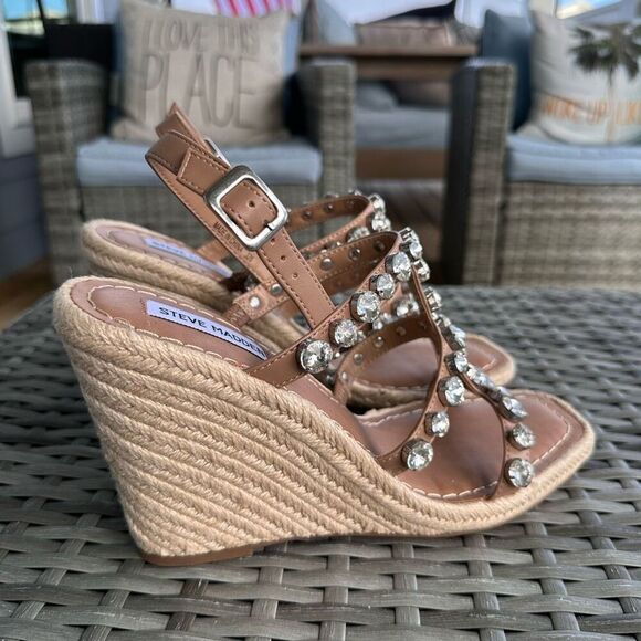 Steve Madden Upright Rhinestone Stud Wedge Sandals Womens 10 Tan‎ New - Picture 6 of 13